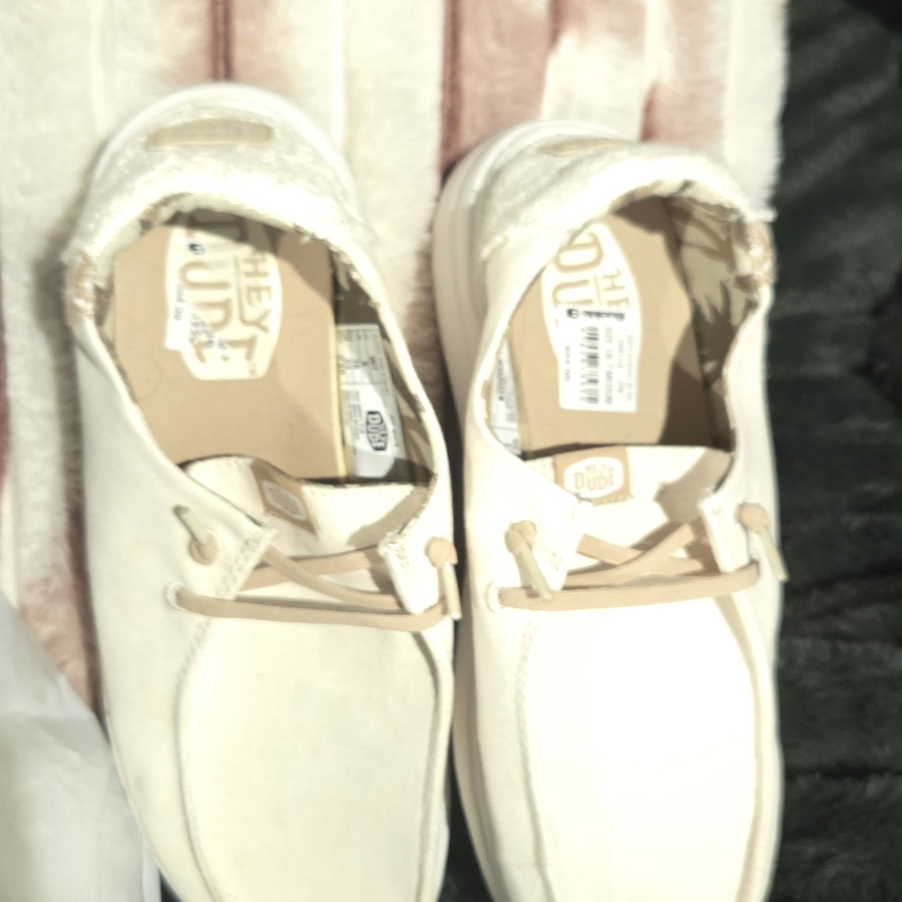 Hey Dude Women's Cream Shoes